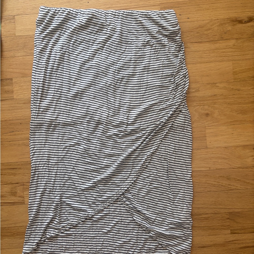 Max Studio Skirt